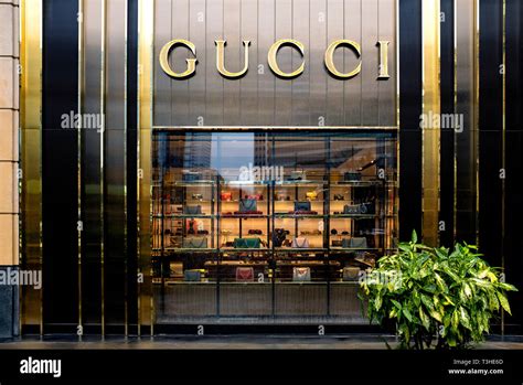 Gucci stores in ontario